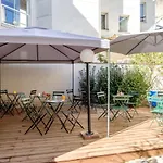 De Montparnasse Hotel
