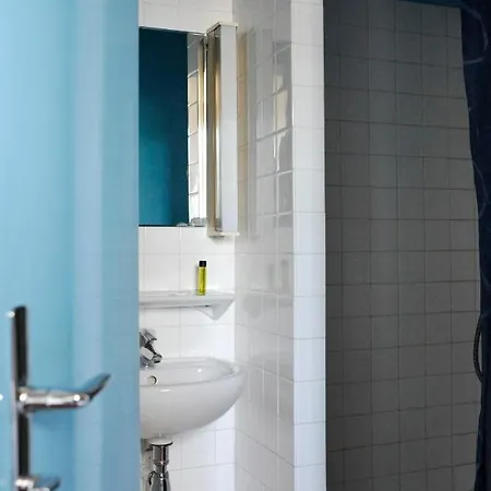 فندق De Montparnasse باريس