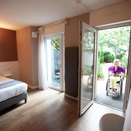 De Montparnasse Hotel