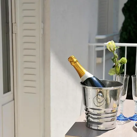 De Montparnasse 3* باريس