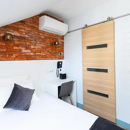 Hotel De Montparnasse 3*