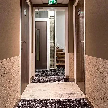 Ξενοδοχείο De Montparnasse