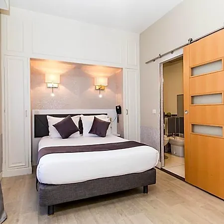 De Montparnasse Hotel 3*