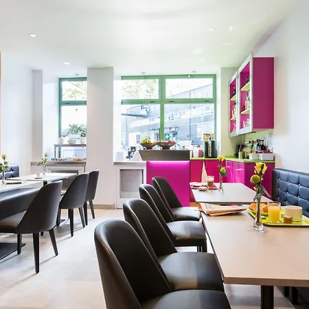 De Montparnasse Hotel