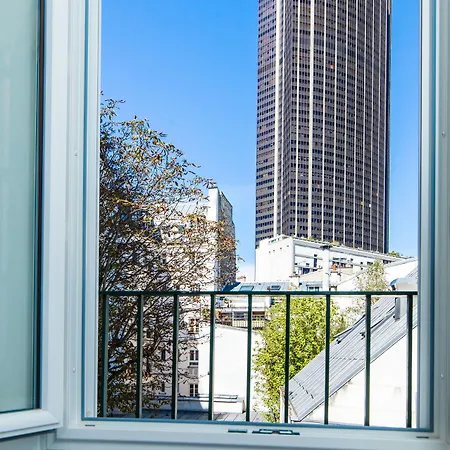 De Montparnasse Hotel Paryż