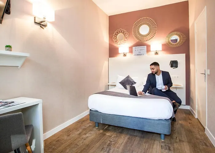 Hotel De Montparnasse