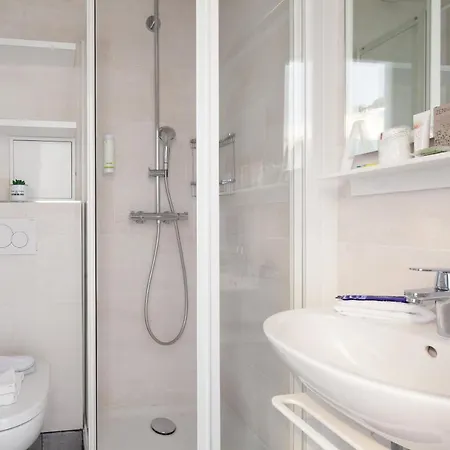 Hotel De Montparnasse 3*