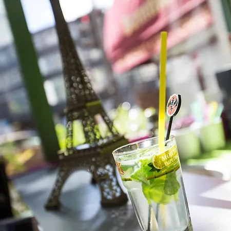 Hotel De Montparnasse París
