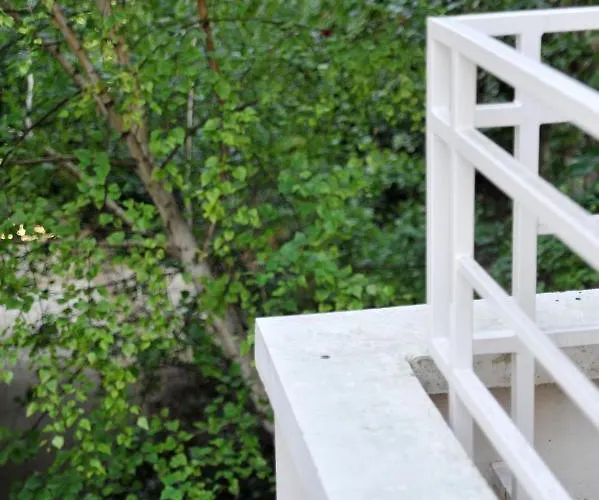 De Montparnasse 3* باريس