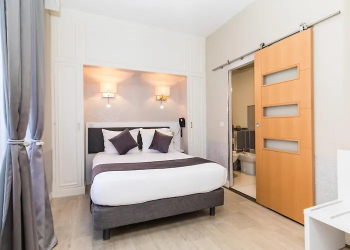 فندق De Montparnasse