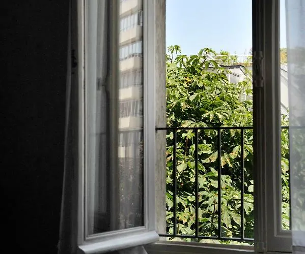 Отель De Montparnasse Париж